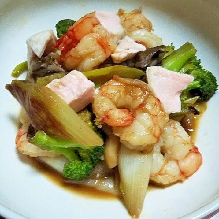 ケトン人が食べるエビと野菜のガーリックバター炒め レシピ 作り方 By べんすけ 楽天レシピ